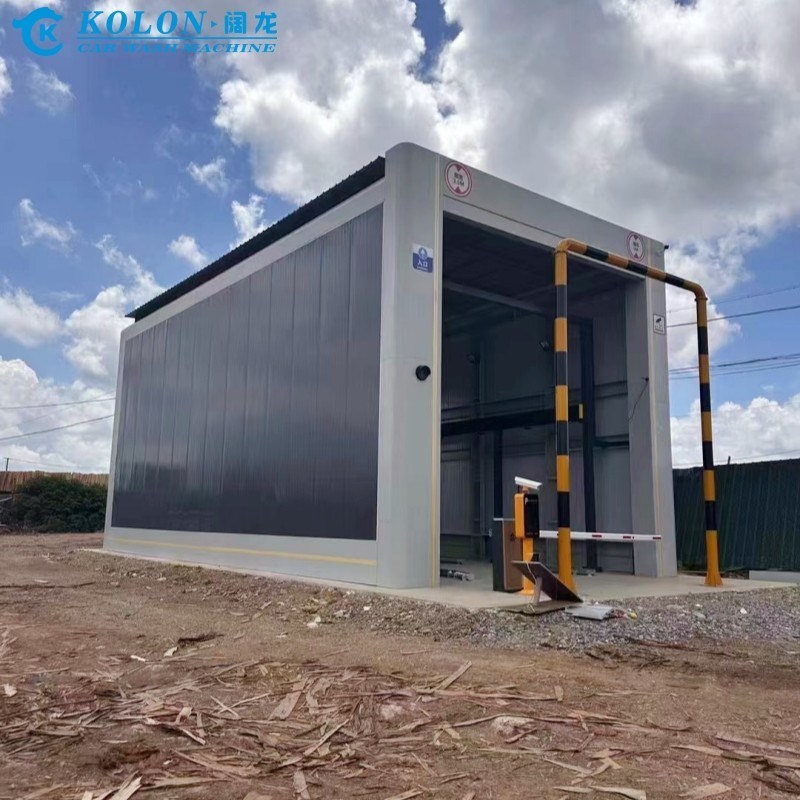 ماشين لباسشويي اتوبوس کلون 67kw با دکمه توقف امنيتي و حداکثر سرعت شستشوي 7 اتوبوس در ساعت