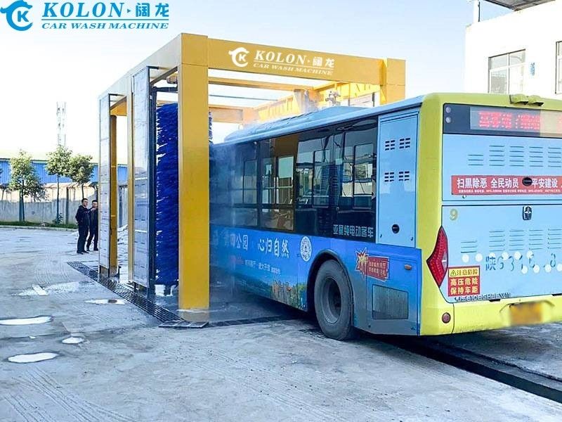ماشین تمیز کردن اتوبوس اتوماتیک KOLON سریع و تمیز کننده با سرعت تمیز کردن 2-3 دقیقه در هر ماشین